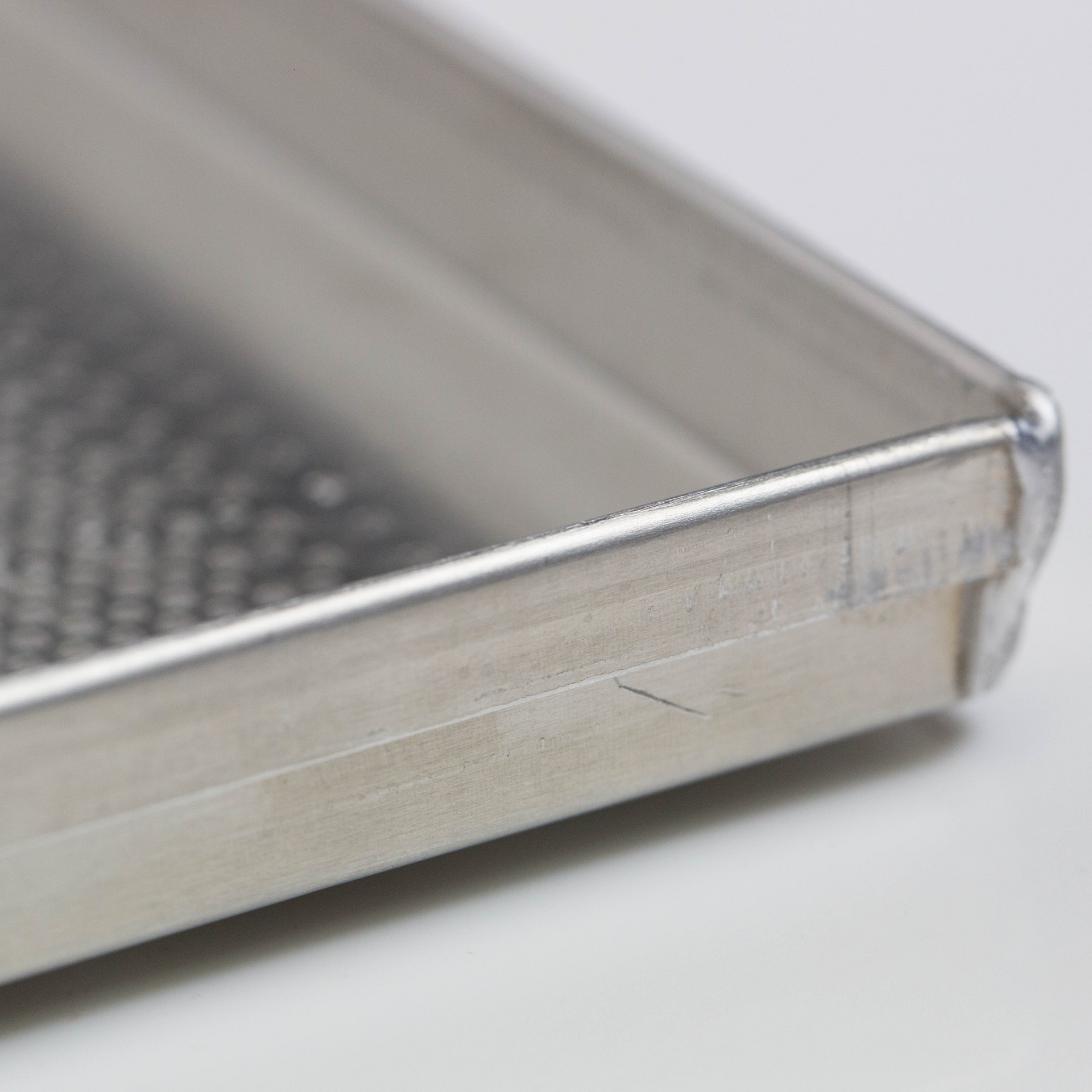 Perforated Aluminium Tray WITH LIP FULL 600 x 400 x 20mm