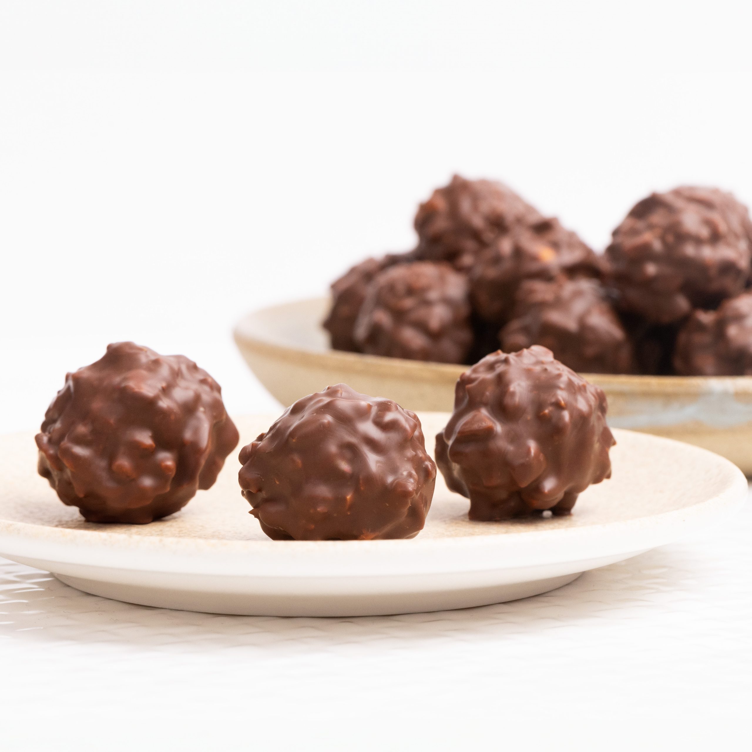 Truffle Shells Milk Single 63p